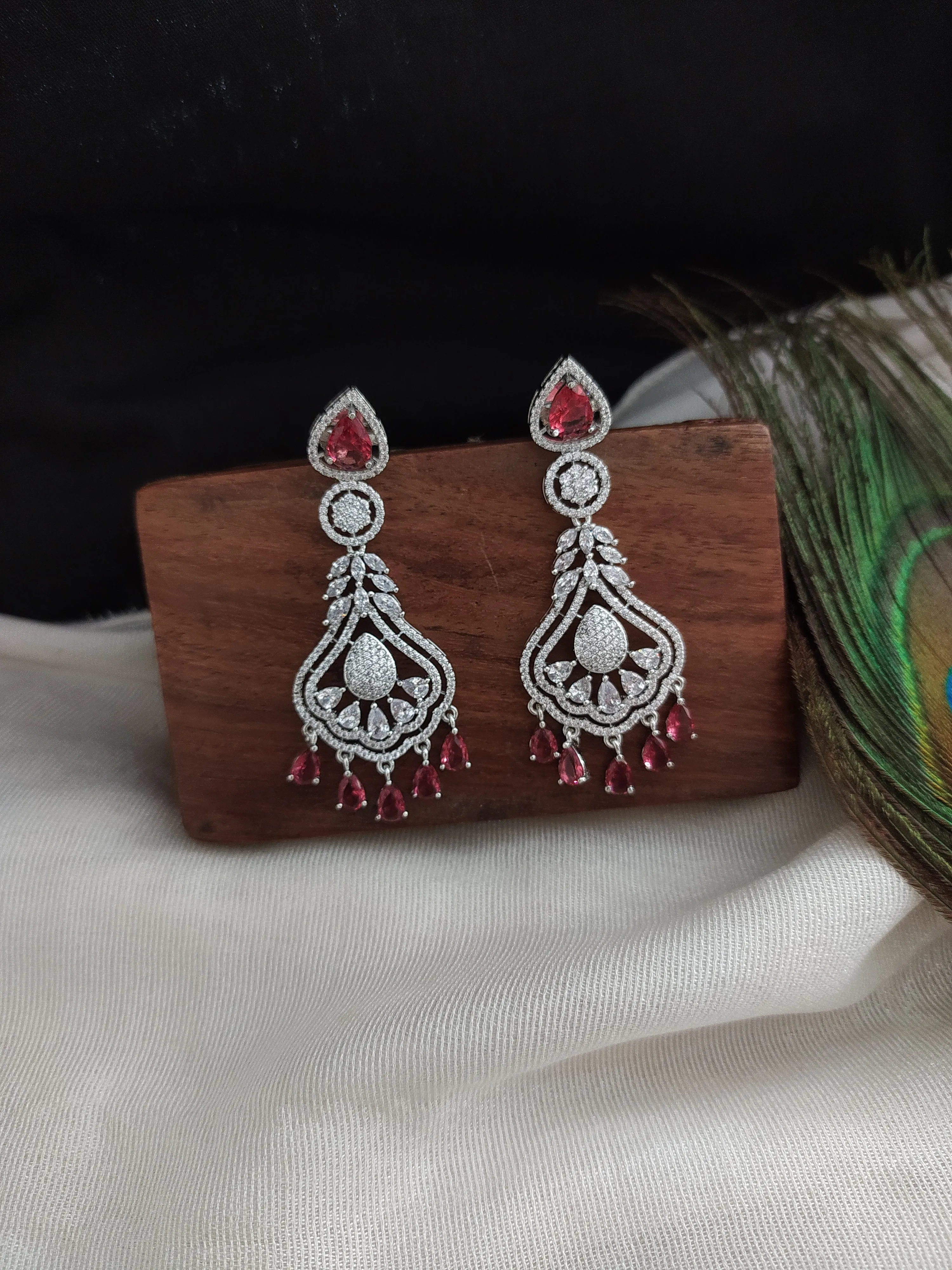 AD & Zircon Necklace Set In Ruby & Green Color