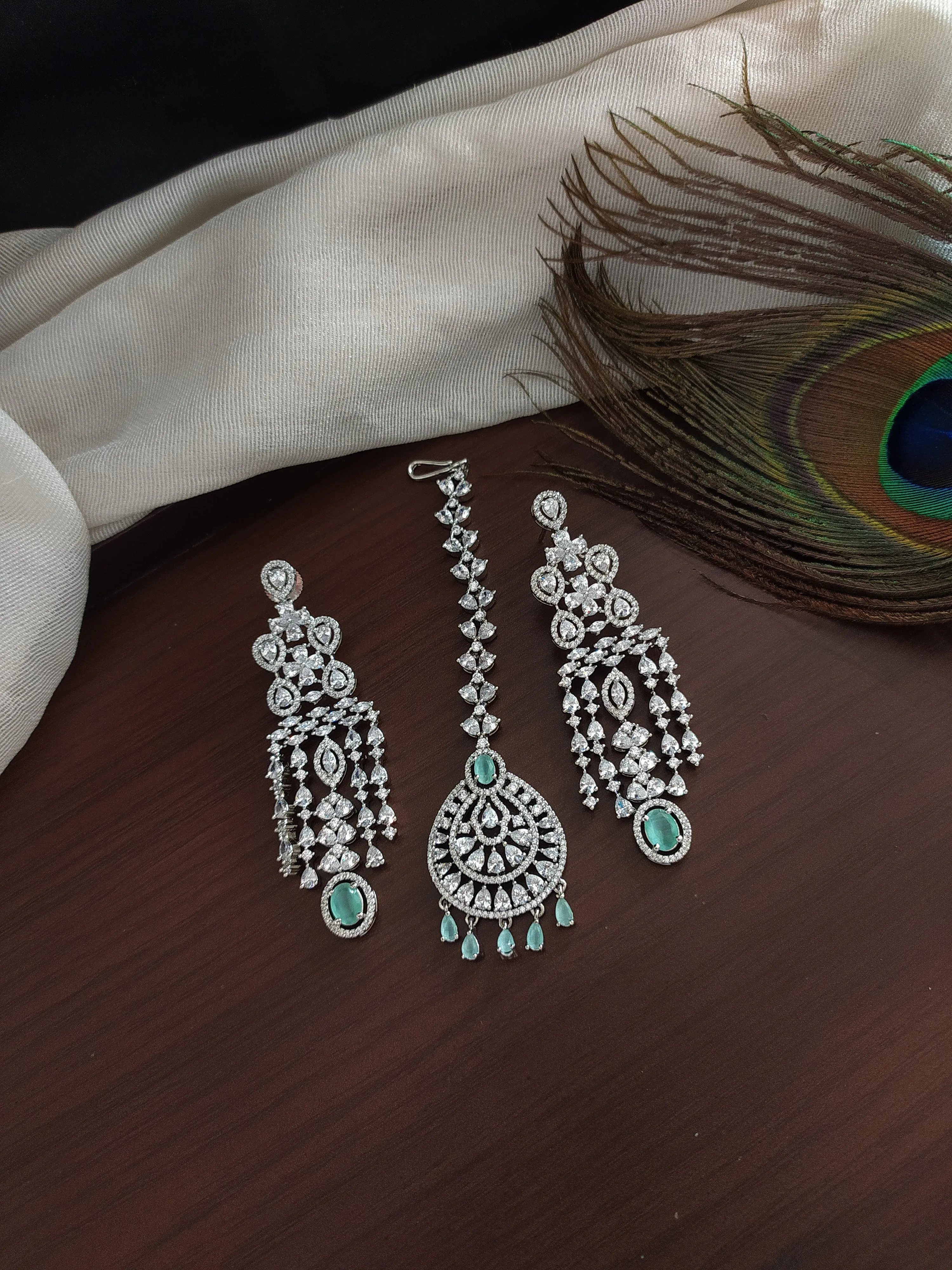 Alluring Heavy Bridal Choker Set in mint color