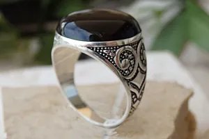 Black onyx ring