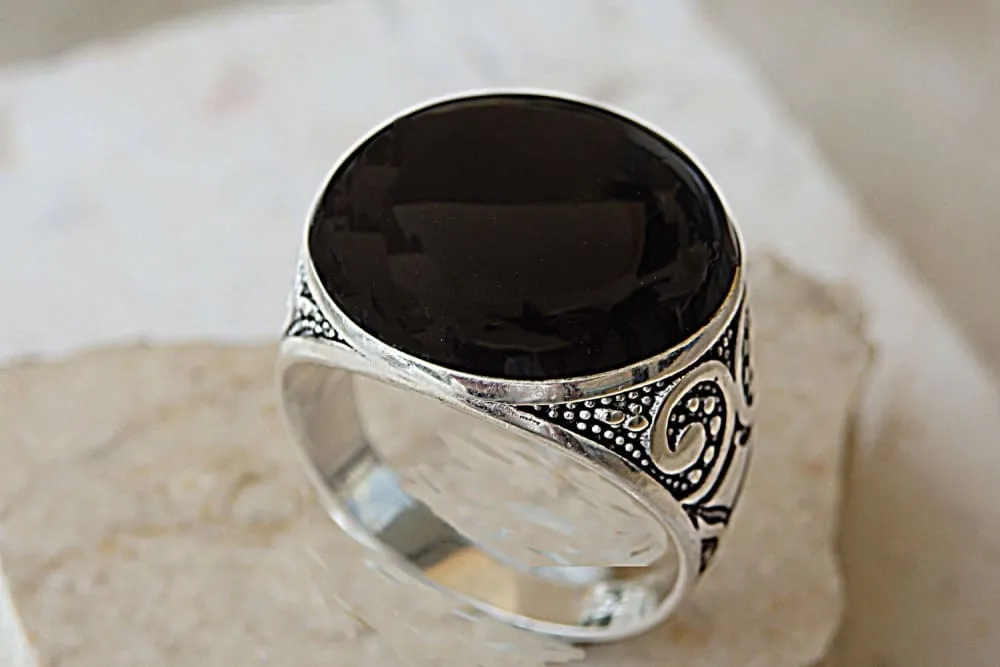 Black onyx ring