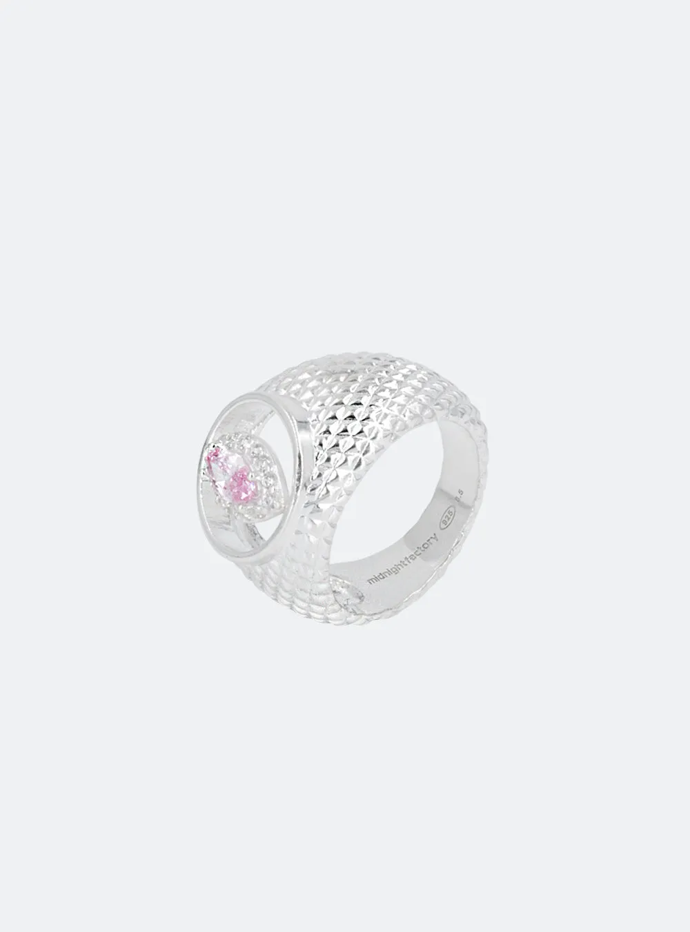 Cat-eye cutout cocktail signet ring