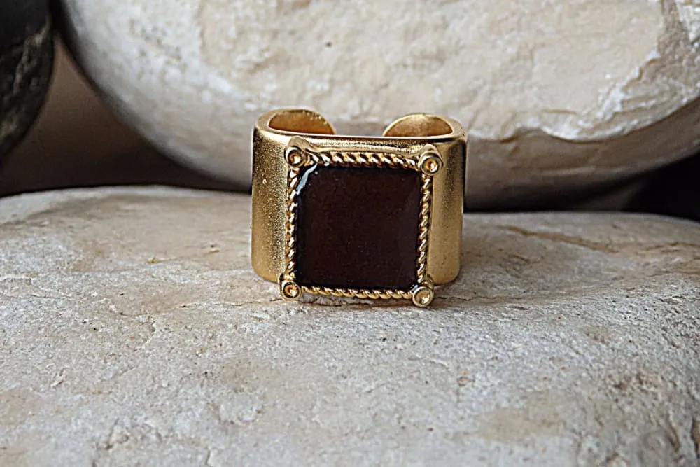 Dark Brown Ring