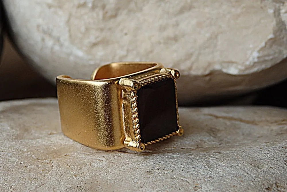 Dark Brown Ring