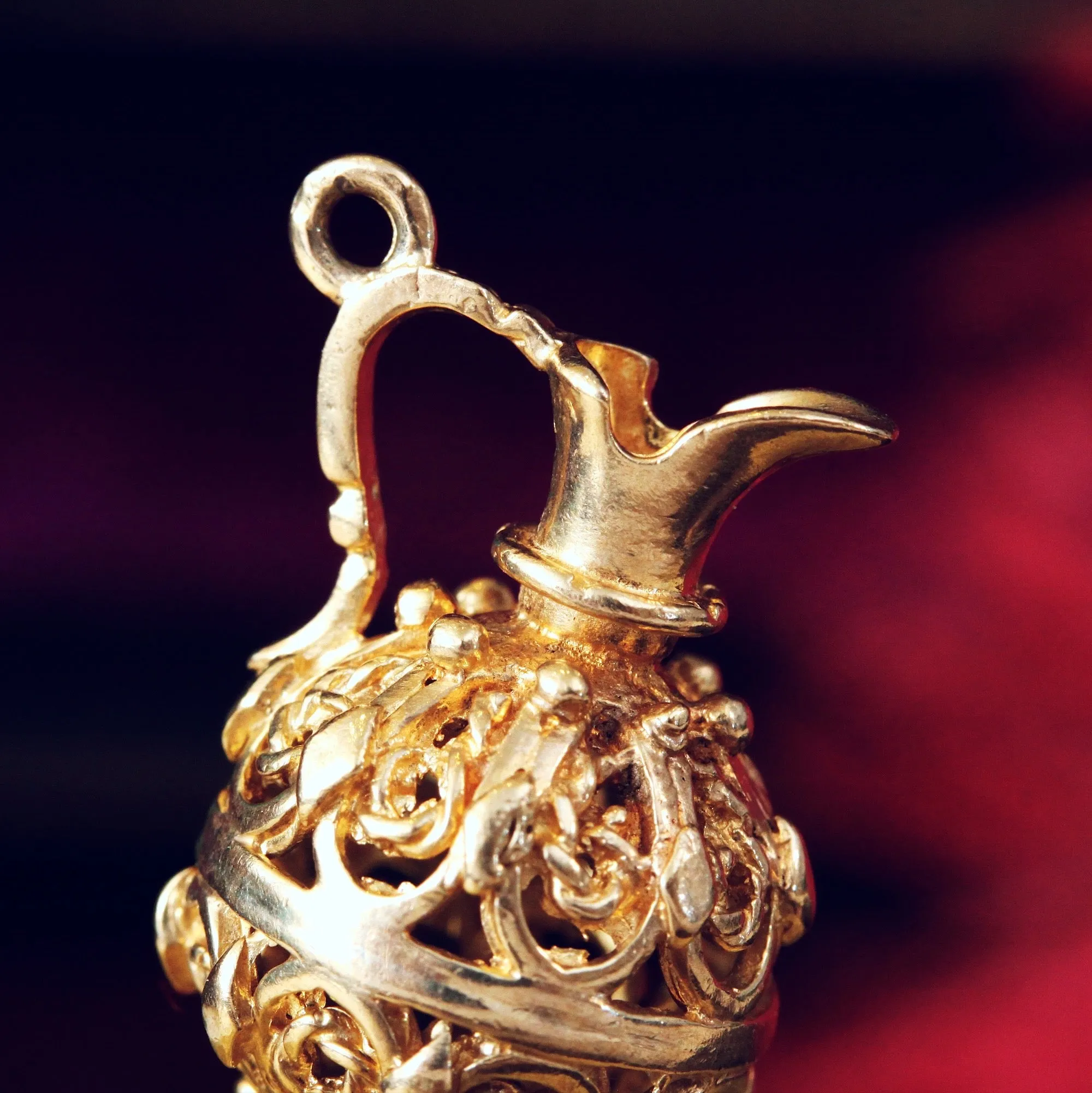 Date 1963 9ct Gold Water or Wine Ewer Charm