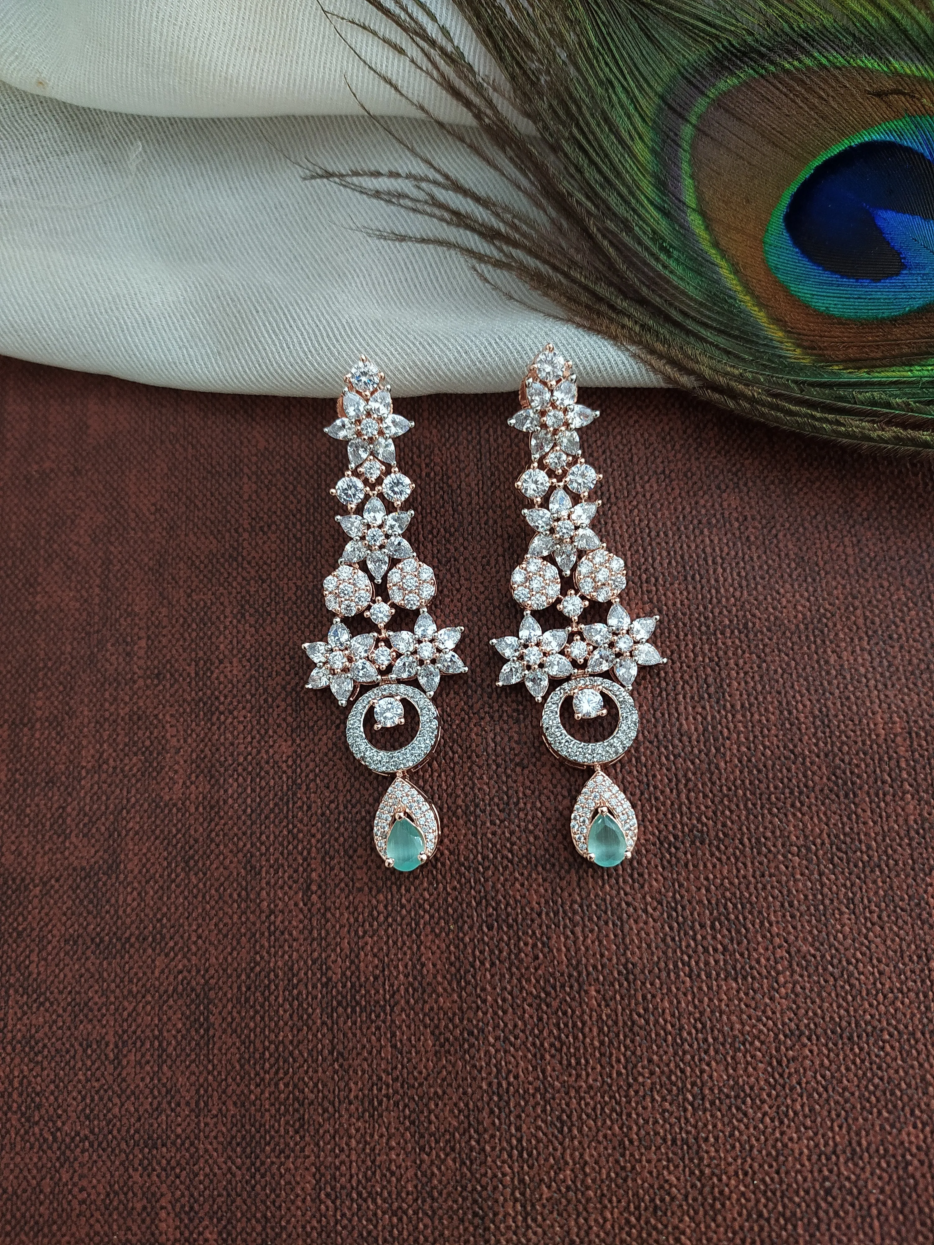 Exquisite Rose-gold Zircon Necklace Set