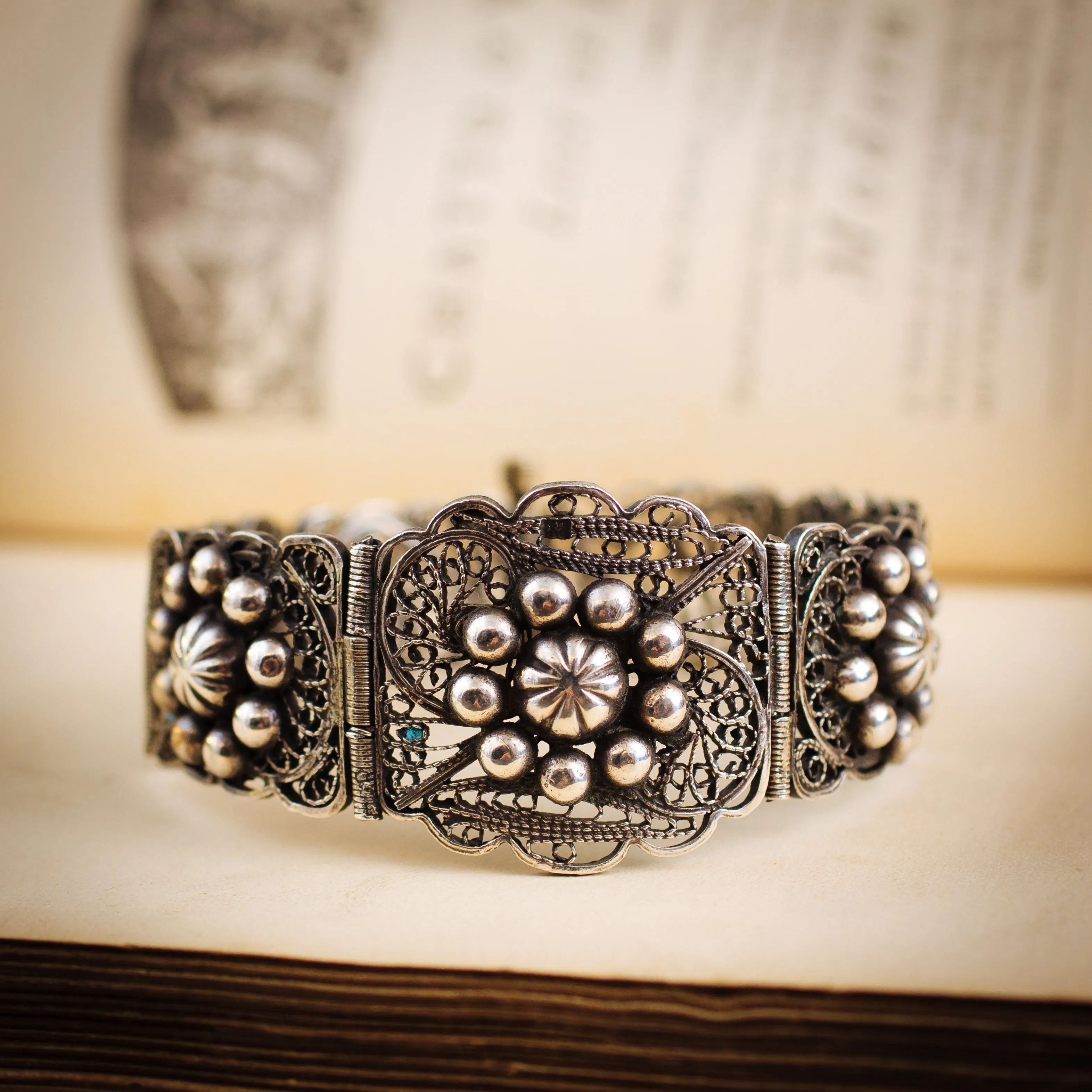 Fabulous Vintage Filigree Silver Bracelet