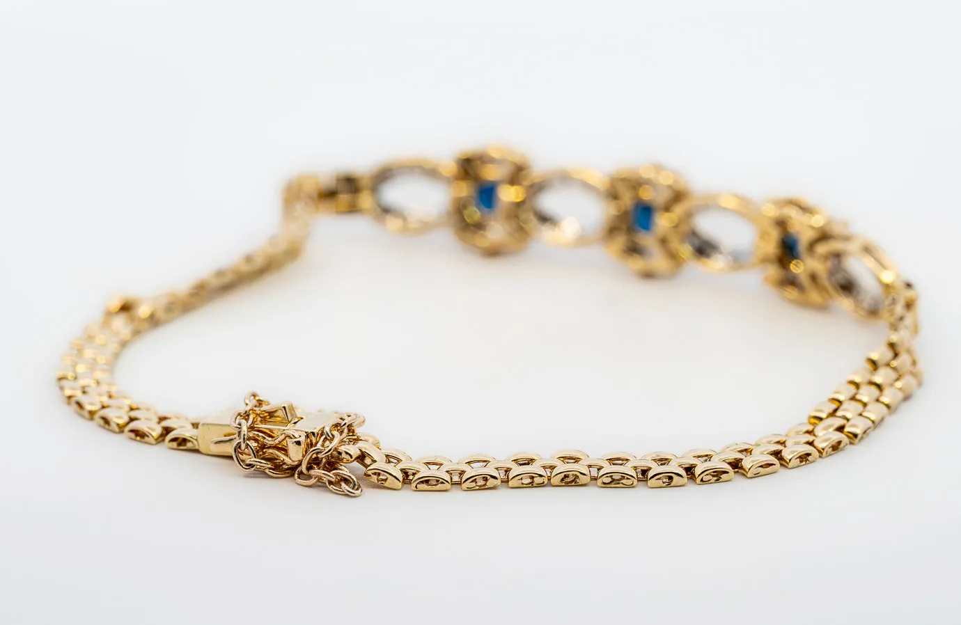 Glamorous 18ct Yellow Gold Bracelet with Sapphires & Diamonds