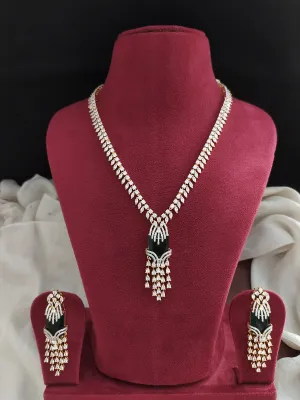 Gold-plated necklace Set with Dazzling Earrings – Available in Green and Blue