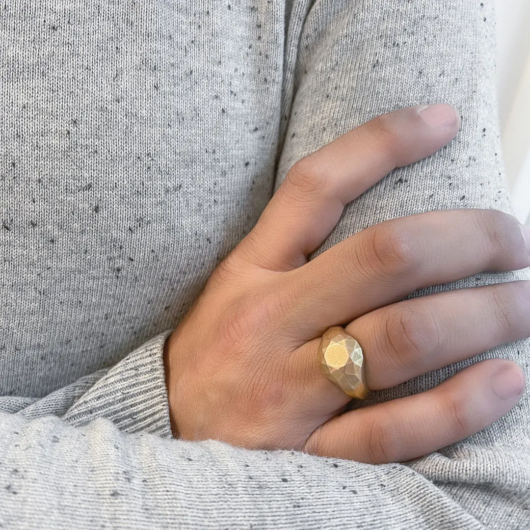 Golden Globe 14K Diamond Shaped Signet Ring For Men