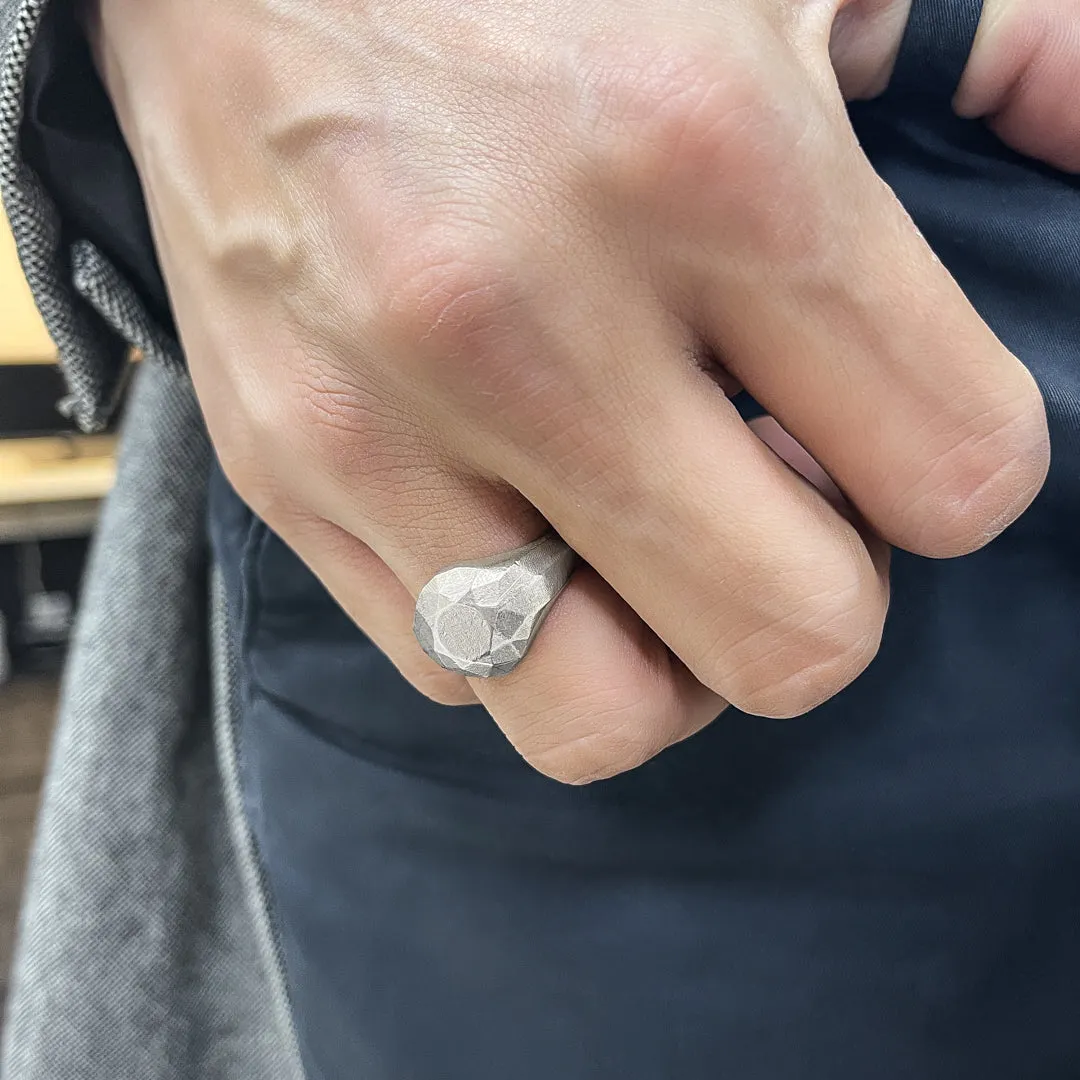 Golden Globe 14K Diamond Shaped Signet Ring For Men