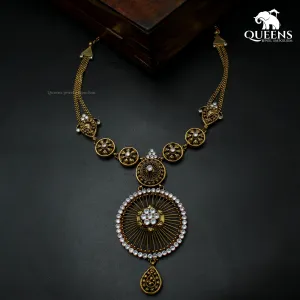 JYOTHIKA NECKLACE