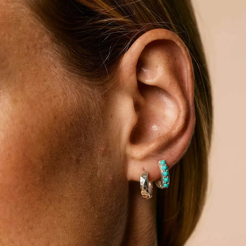 Kali Huggie Hoops - Turquoise