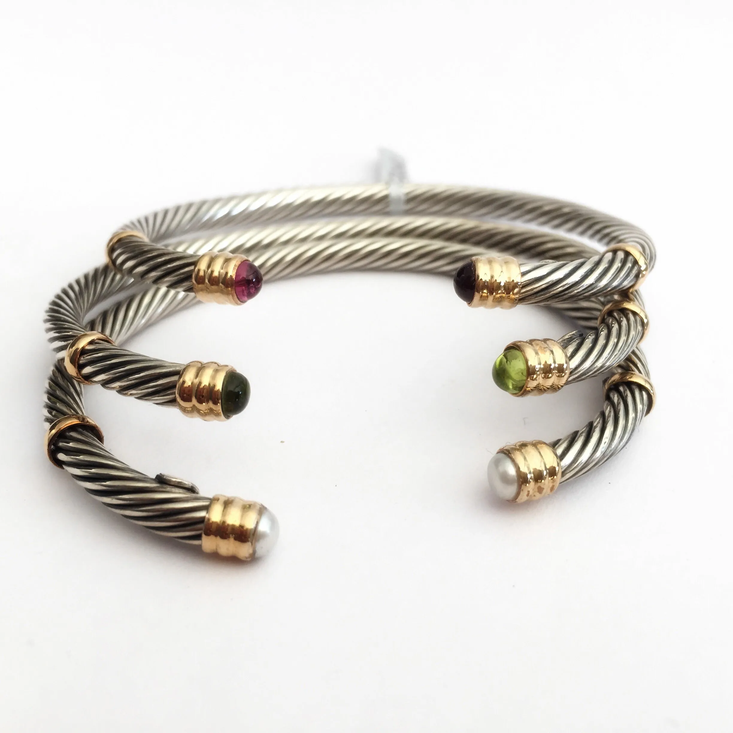 Mini Twist Bangle