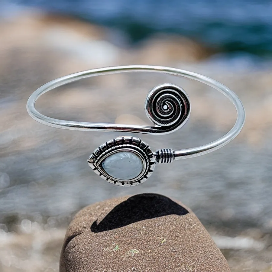 Moonstone - Cuff bracelet