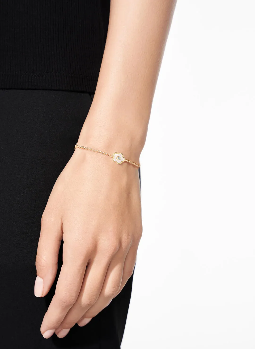Mother of Pearl Flower Sapphire Bracelet