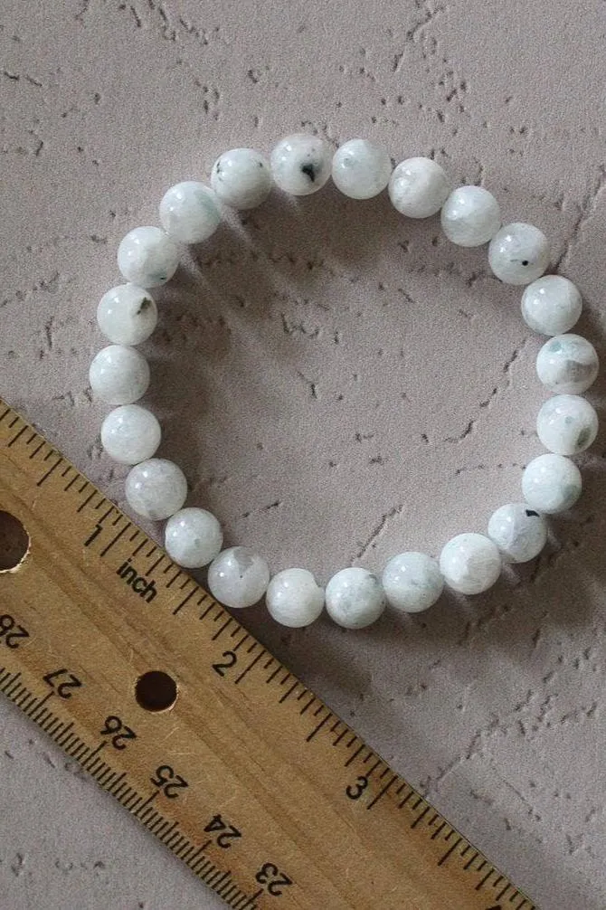 Pebble House Moonstone Bracelet 8mm