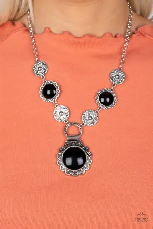 Poppy Persuasion - Black Paparazzi Accessories