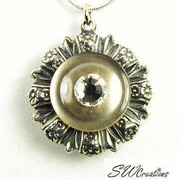 Reversible Diva Amethyst Tan Button Pendant