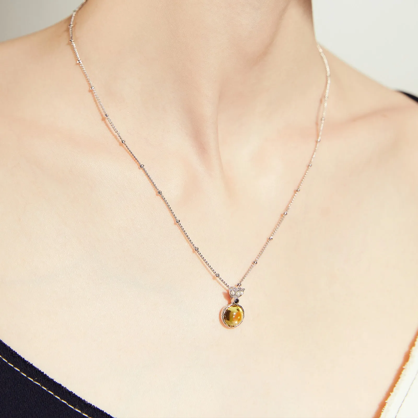 Round Gemstone Pendant Necklace