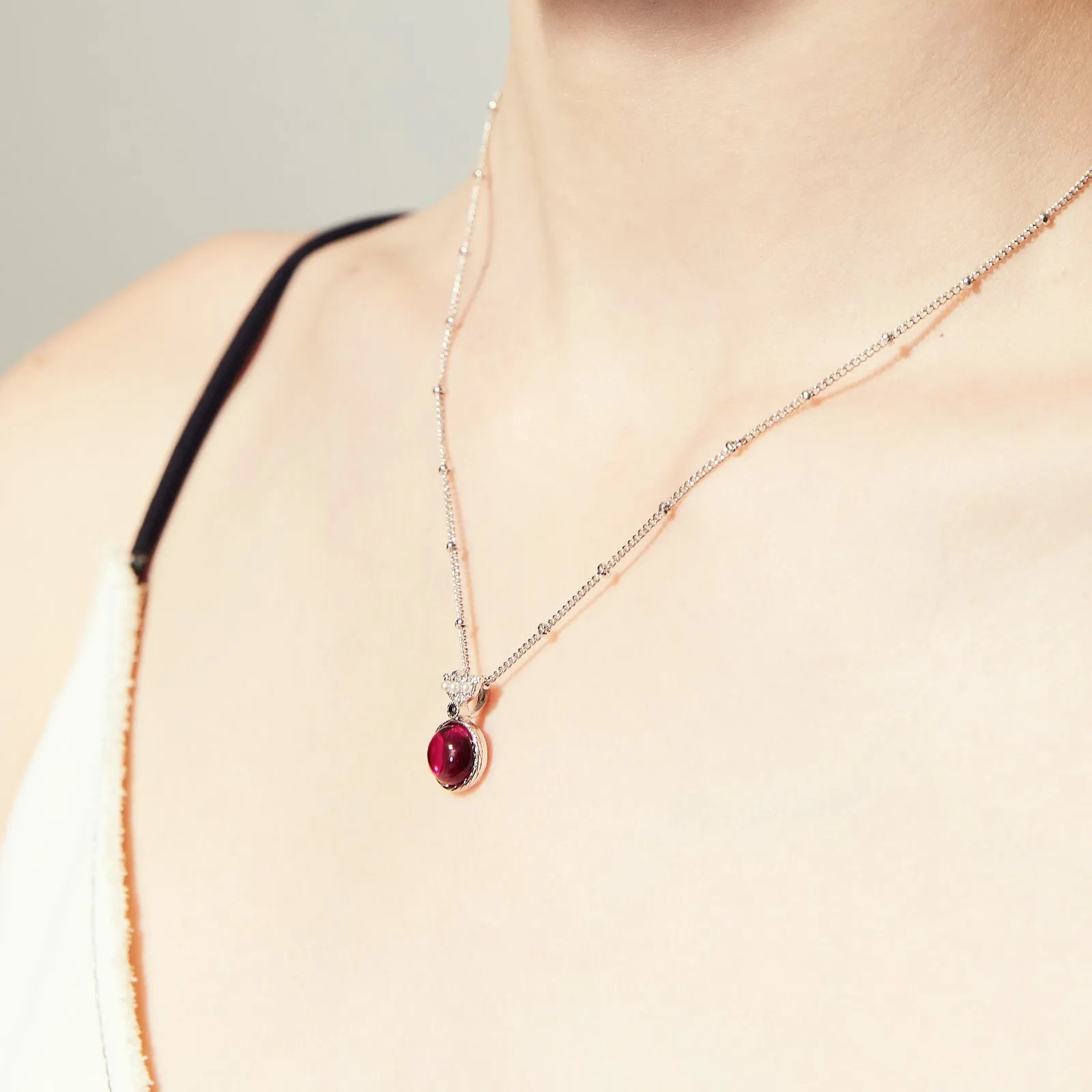 Round Gemstone Pendant Necklace