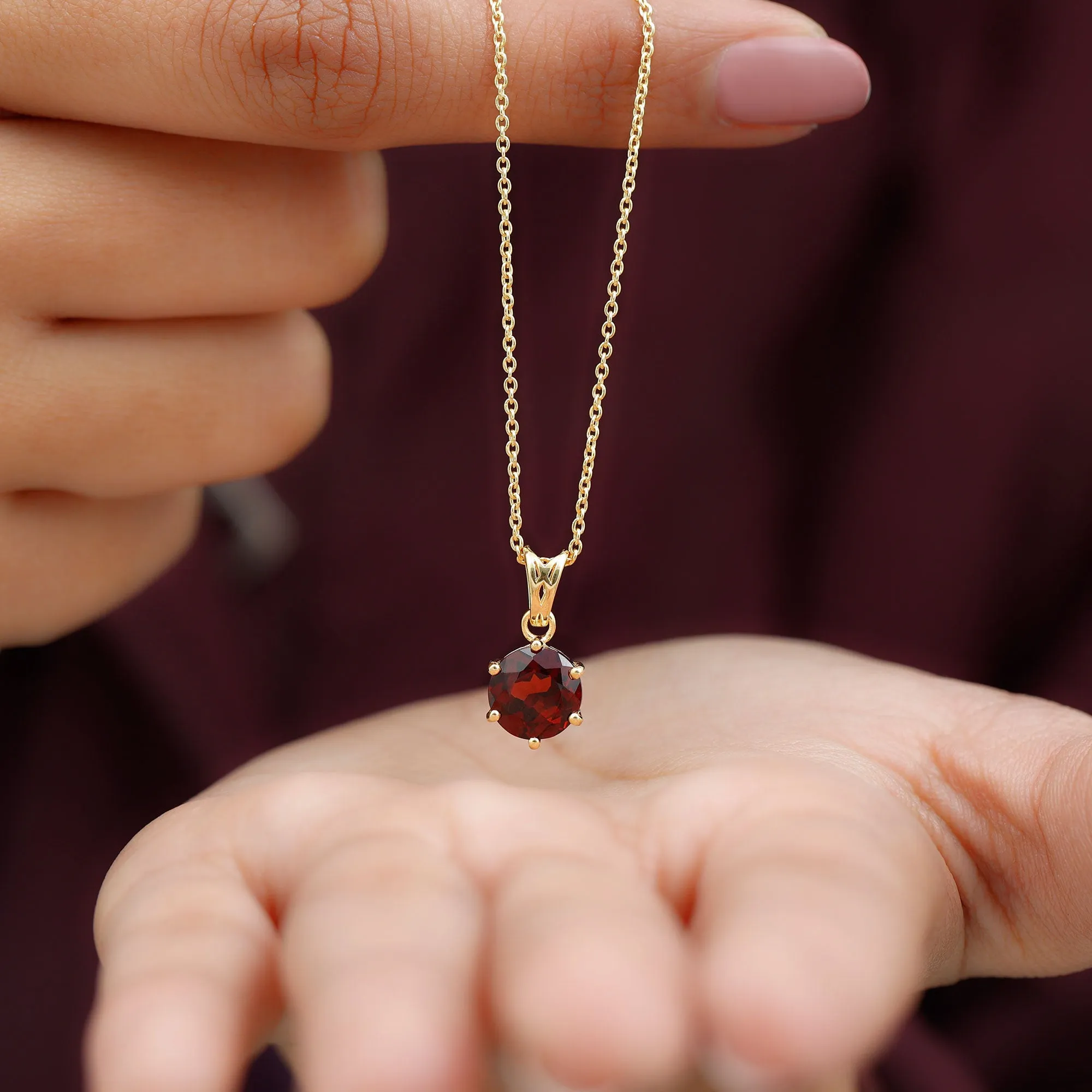 Six Prong Set Round Garnet Solitaire Pendant with Decorative Bail
