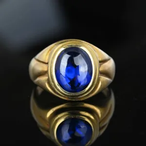 Vintage Gold Signet Blue Spinel Cabochon Ring