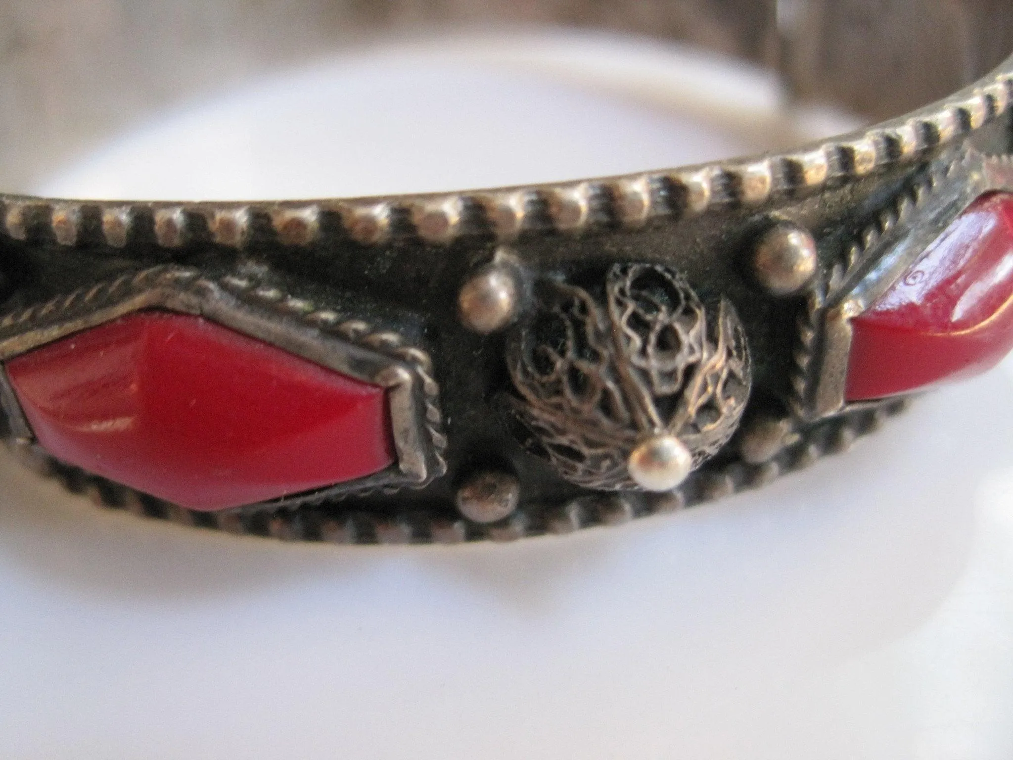 Vintage Silver Hinged North African Berber Bracelet with Red Stones